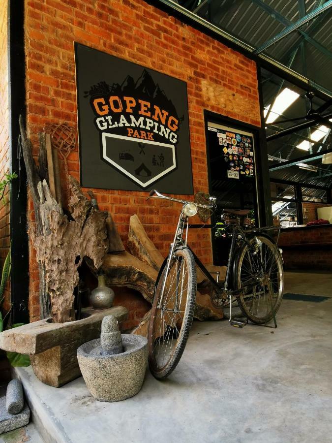 Hotel Gopeng Glamping Park Exterior foto